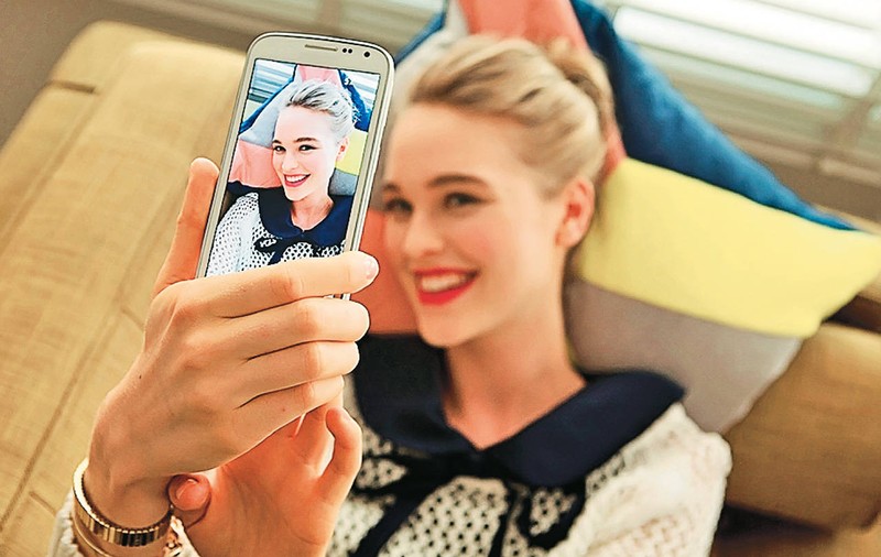 Samsung Galaxy S6 va fi lansat pe 1 martie