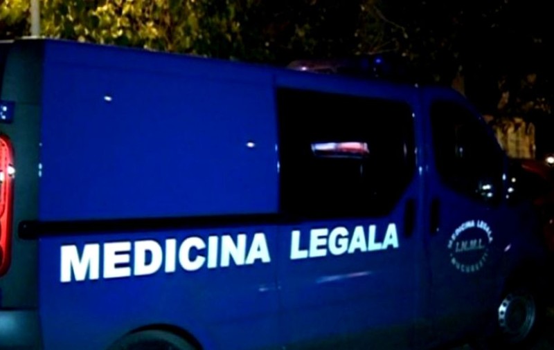 Bărbat mort, descoperit într-o construcţie dezafectată din Brăila. Polițiștii încearcă să afle identitatea acestuia