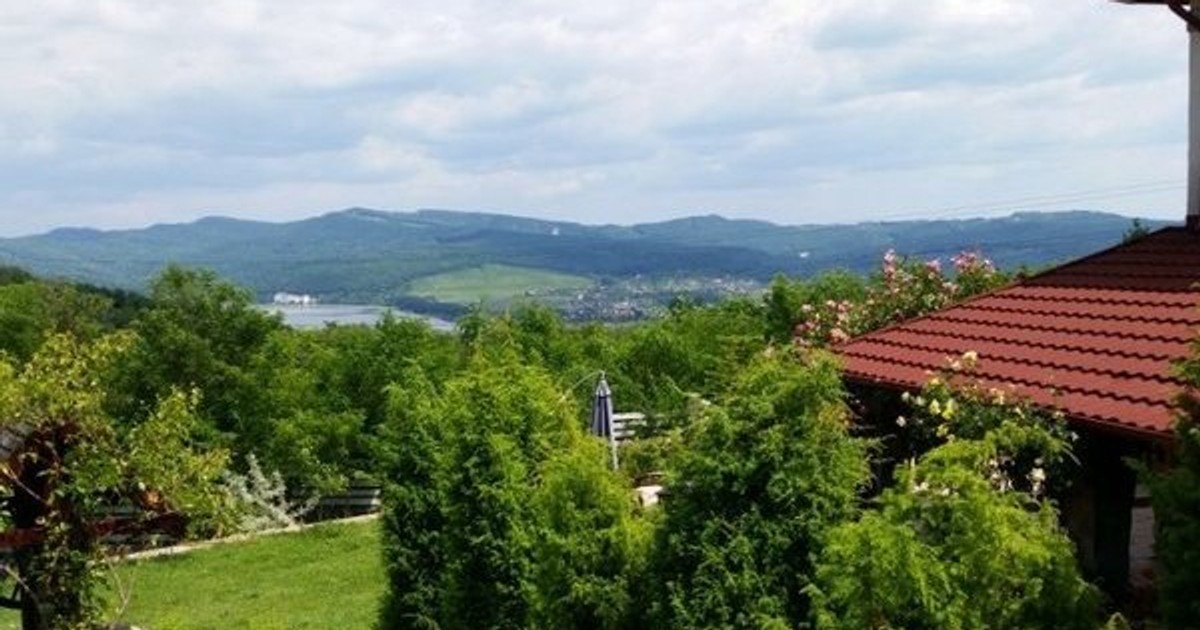 Vilă de vânzare în Vâlcea