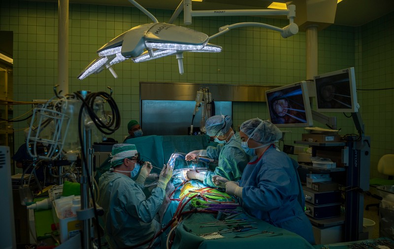 Un tânăr de 14 ani s-a dus la spital pentru un control de rutină, dar medicii i-au spus că se miră că mai trăiește! Ce i-au descoperit