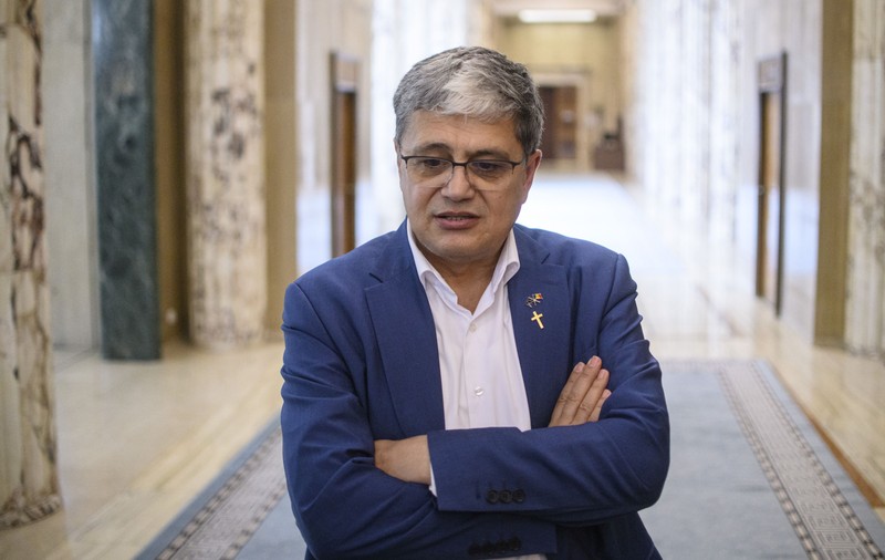 Deficitul bugetar a urcat la 4,57% din PIB după primele opt luni, anunță Ministerul de Finanțe