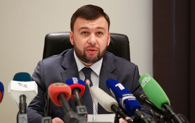 Liderul separatiștilor proruși din Donbas anunță „evacuarea în masă a populației în Rusia”. Putin cere Kievului să discute cu separatiştii