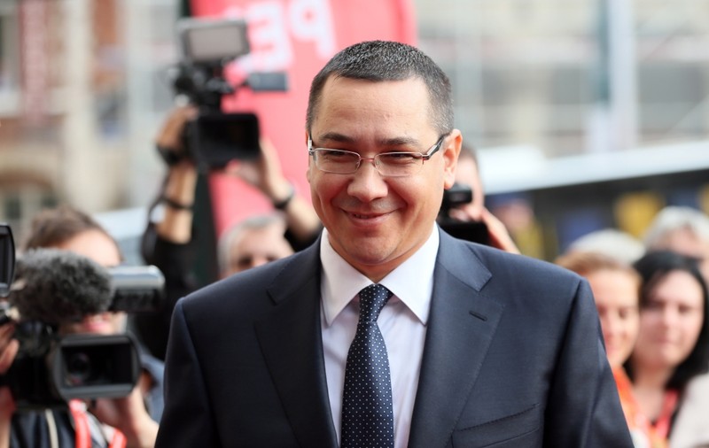 USL E ÎN AER! Vezi ce MESAJ AMENINŢĂTOR are Ponta pentru liberali