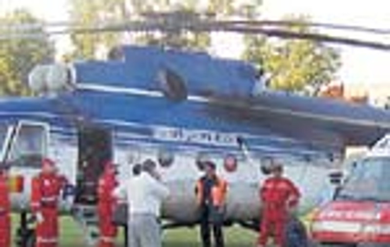 Subofiter SRI si doi jandarmi, grav raniti intr-un accident