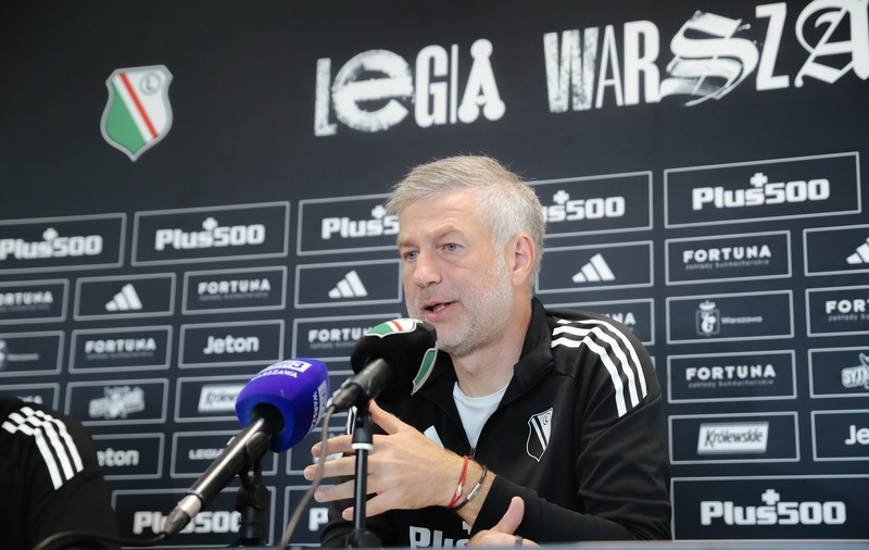 Edi Iordănescu are un contract de 3 milioane de dolari pe masă! Tehnicianul poate pleca de la Legia Varșovia