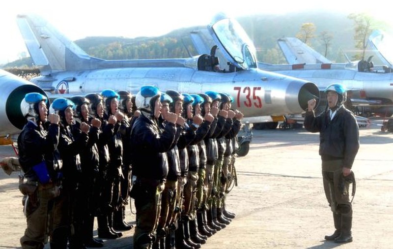 Se pregătesc de război? Activitate intensă a aviaţiei militare nord-coreene
