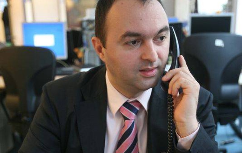 Cristian Adomniţei îi ia locul la şefia PNL lui Relu Fenechiu, după condamnare