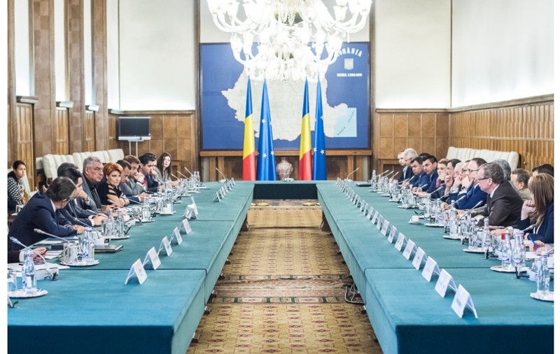 Sindicatele din Educație cer Guvernului plata drepturilor din sentințele definitive; Hadăr: Putem declanșa conflicte pe care nu ni le dorim!