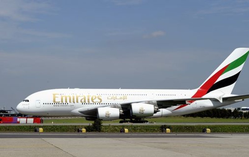 Un avion nu a putut decola pentru că erau PREA MULŢI BĂRBAŢI la bord