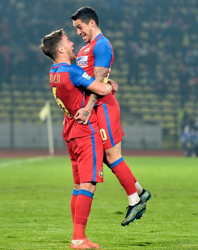 Liga I, play-off, etapa a 2-a. Steaua - Astra 2-0. ^”Roș-albaștrii” au făcut instrucție cu liderul și reintră cu șanse mari în lupta pentru titlu / BLOG