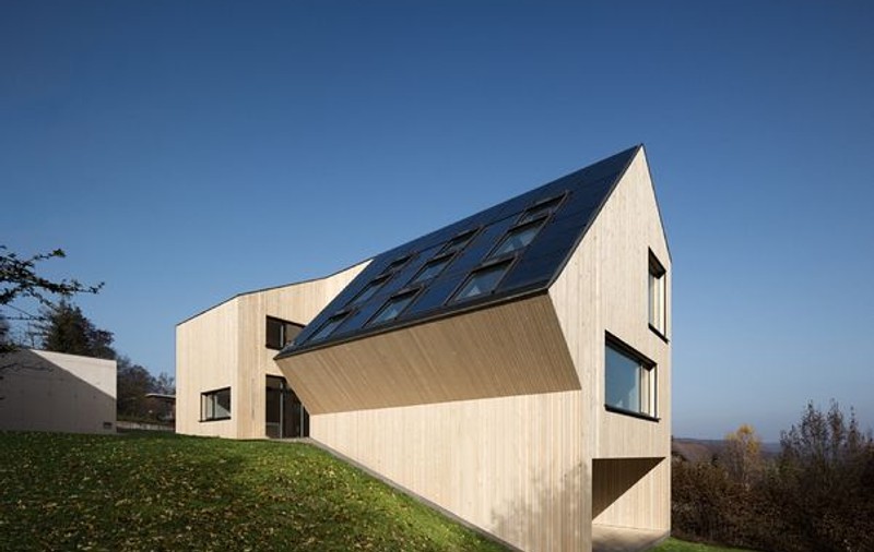 Foto | Iată casa care nu consumă energie electrică!