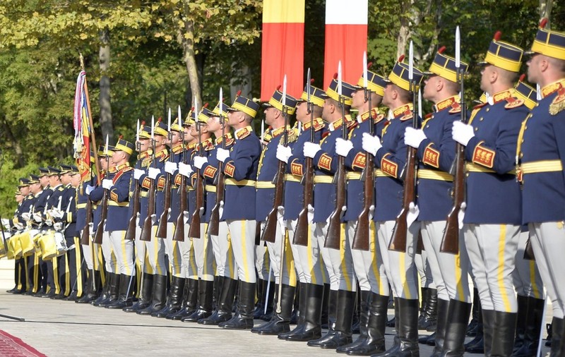 Guvernul a creat Comitetul de Organizare a Funeraliilor de Stat pentru înmormântarea președinților României