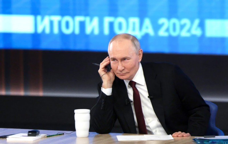 Vladimir Putin duce propaganda la un alt nivel și provoacă NATO ca în jocurile pe calculator: eu vă atac, voi vă apărați. „Vi se pare că e o persoană sănătoasă!?”