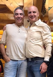 Dragoș Anastasiu, stânga, și Dragoș Petrescu, patronul Grupului City Grill
