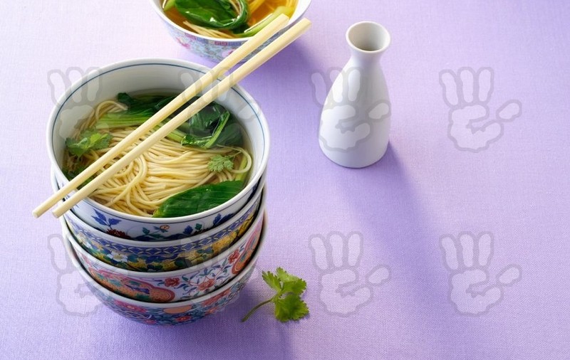Nouă membri ai unei familii din China au murit după ce au mâncat supă de tăiței ținută un an în congelator