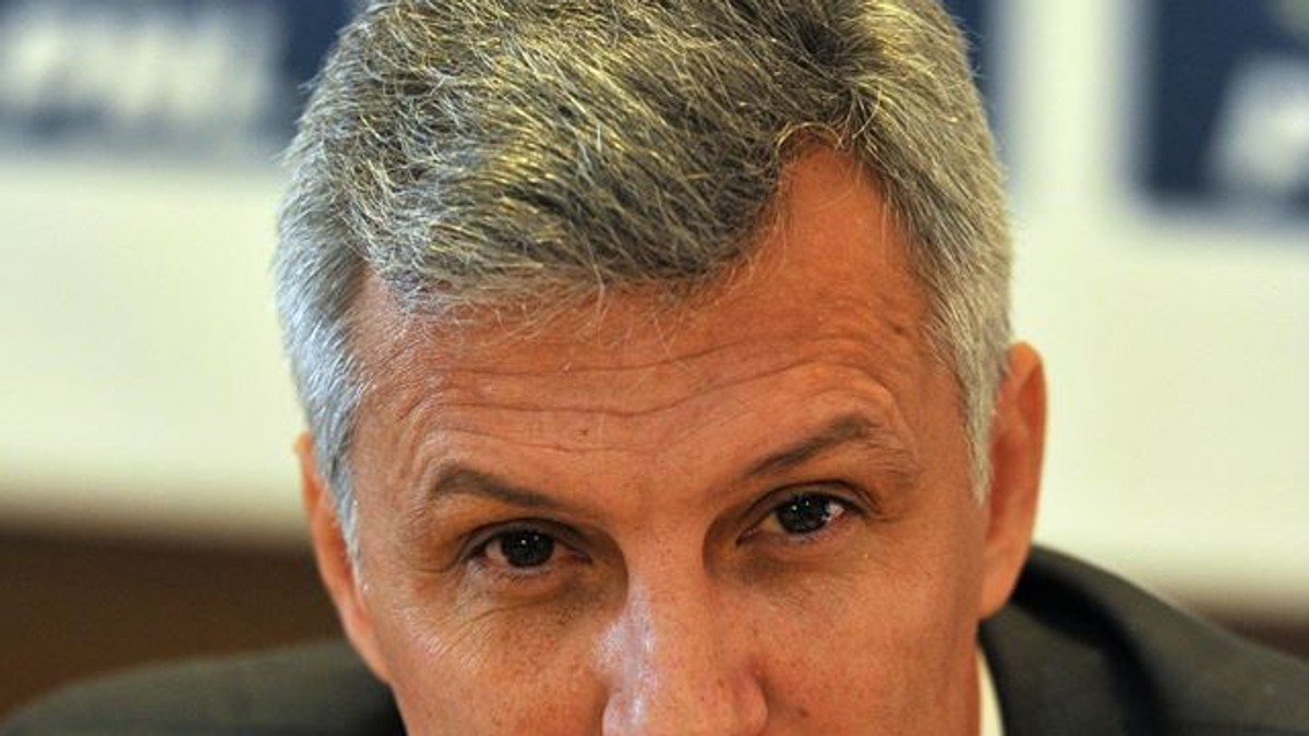 Un senator PNL îl acuză pe Tudose că blochează actualizarea prețului la gaze naturale