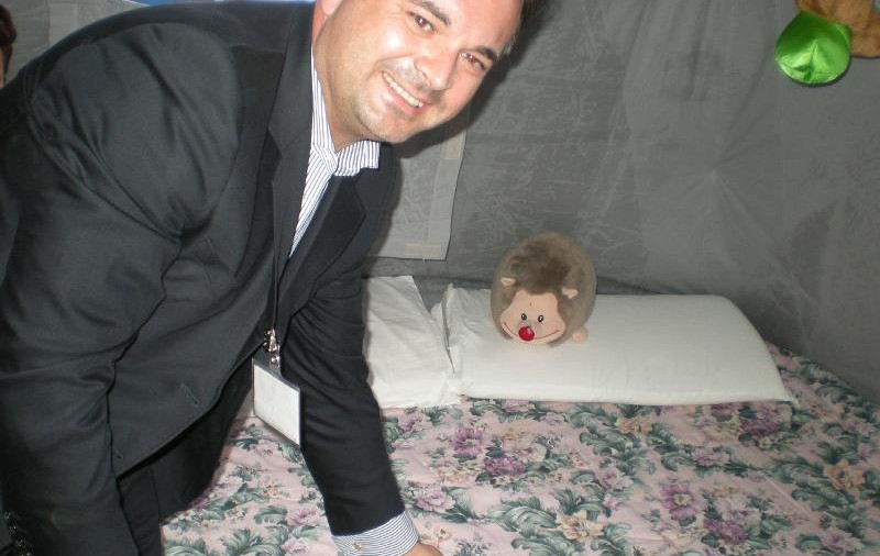 Primul român născut în «oraşul corturilor»