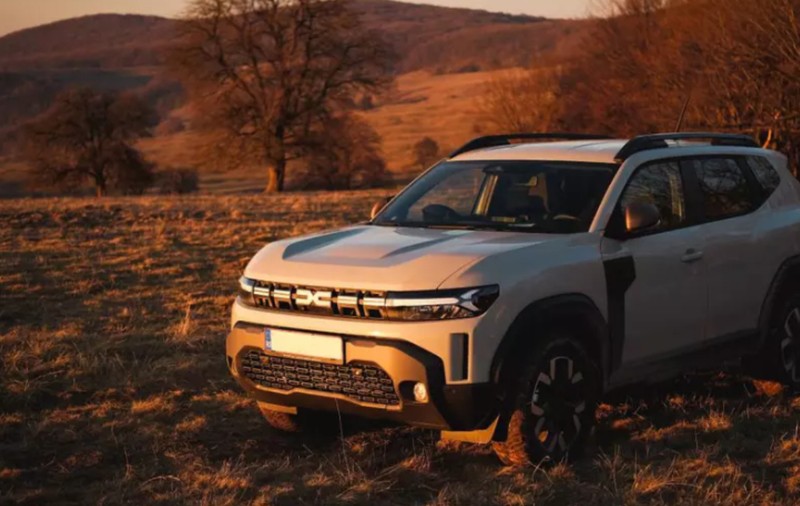 O Dacie 4x4 care are „un consum de combustibil ridicol” este „vehiculul ieftin pentru teren accidentat la care visează spaniolii”