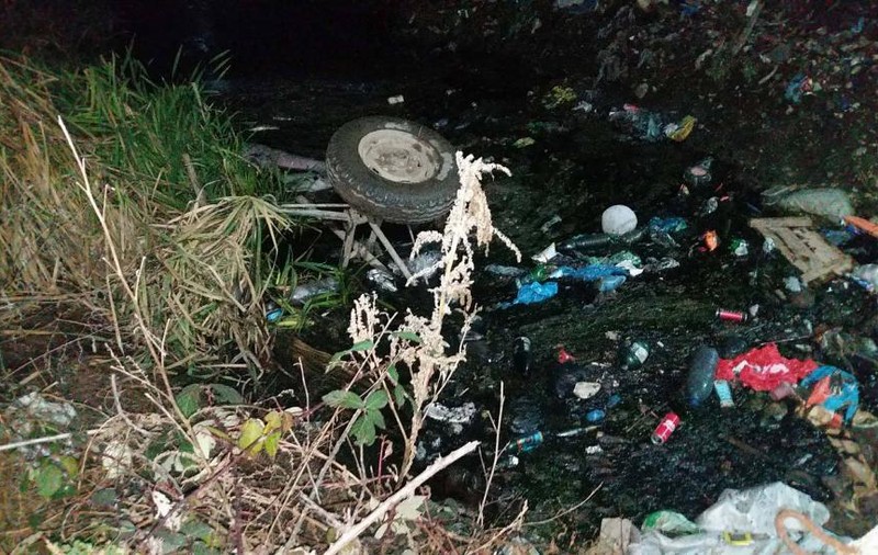 Tată și fiu, uciși pe loc într-o căruță spulberată de tren în Târgu Jiu