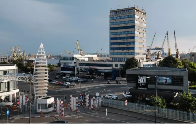 O nouă alertă cu bombă în Portul Constanţa. Sediul Autorității Navale Române a fost evacuat