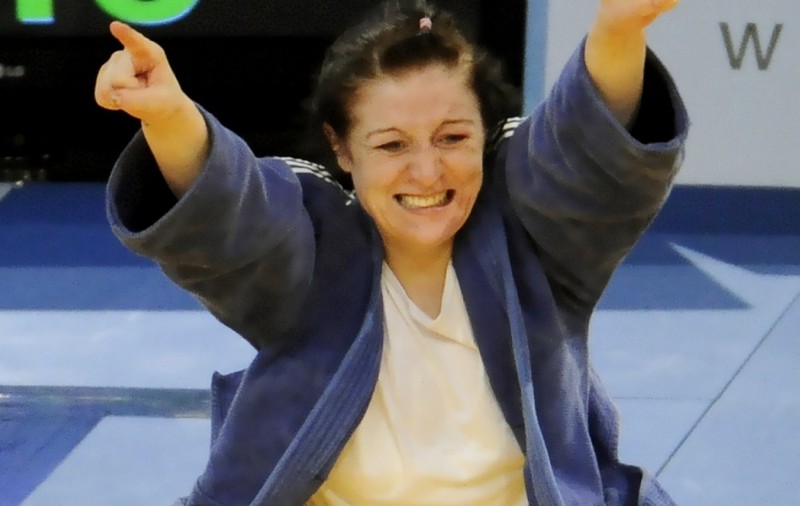 Aur pentru Corina Căprioru şi Dan Fâşie la CM de judo