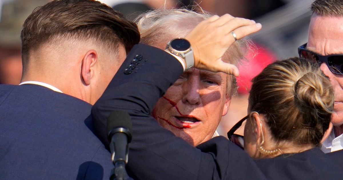 Donald Trump, evacuat de agenți Secret Service Foto: Profimedia