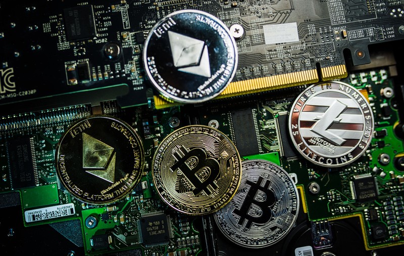 Poliția Română cumpără soft-uri pentru monitorizarea tranzacțiilor de criptomonede
