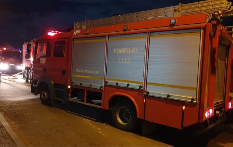 Zeci de persoane s-au evacuat dintr-un hotel din Mamaia după ce s-a declanșat alarma de incendiu