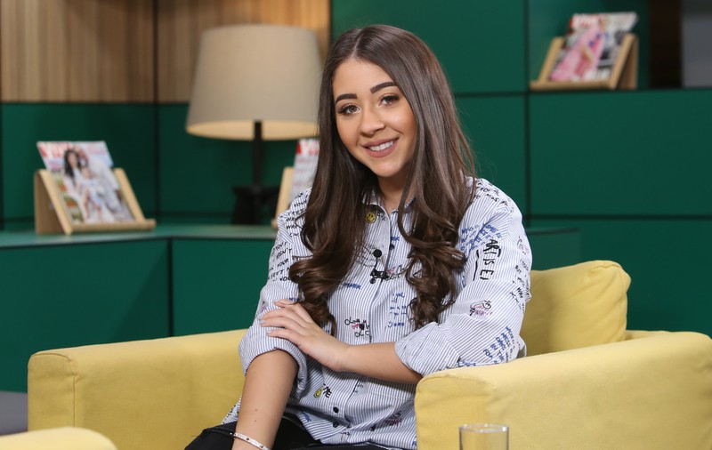 Nicole Cherry îi datorează cariera unei mătuși plecate în Olanda. „La 3-4 ani, îmi punea muzică. Ușor, ușor am început să cânt”