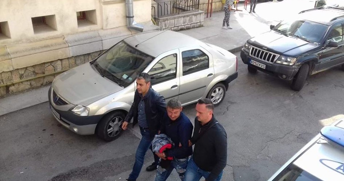 Un bărbat din Argeș, acuzat că și-a omorât în bătaie propria mamă