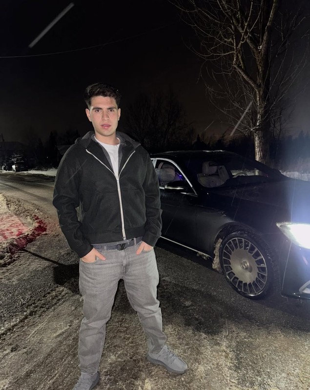 Bisoi Petruț, prima reacție după ce a fost condamnat la închisoare. Decizia luată de celebrul vlogger