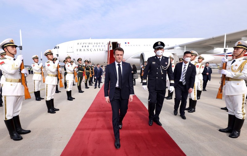 Beijingul are un „rol major" de jucat în încheierea războiului din Ucraina, consideră Macron, care și-a început vizita în China