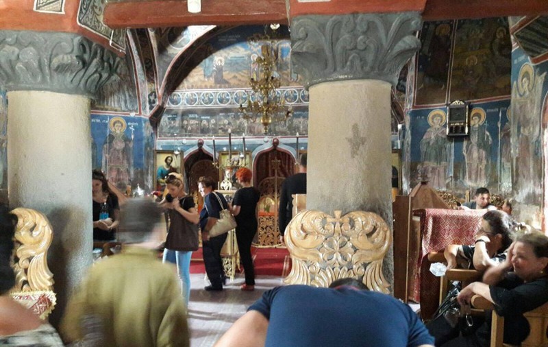 Unul dintre cei cinci preoți a slujit în lacrimi la înmormântarea Denisei Manelista. Ce datorie uriașă simțea că are față de ea | EXCLUSIV