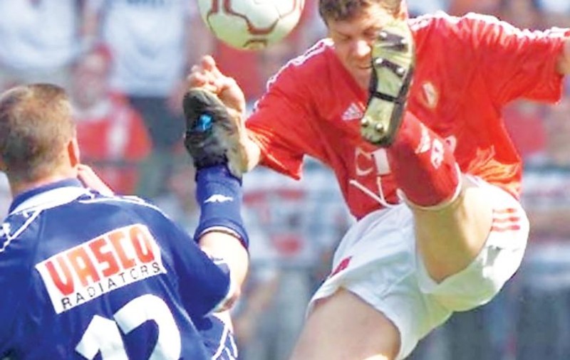 «Făceam şedinţe cu Hagi la duş»
