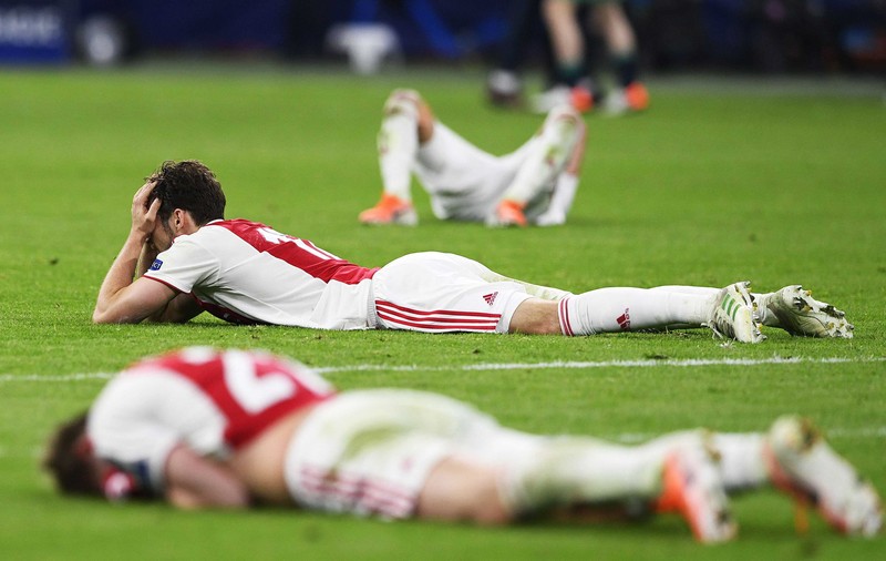 Antrenorul lui Ajax, Erik ten Hag, după eliminarea dramatică: "Am încercat să ucidem jocul, însă nu am reuşit. Fotbalul este crud”