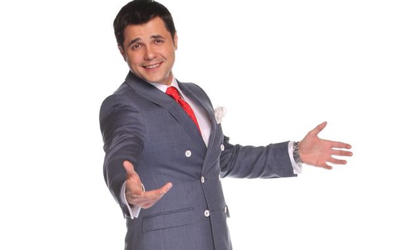 Mama lui Cove nu vrea să o cunoască pe iubita fiului ei. Vezi de ce!