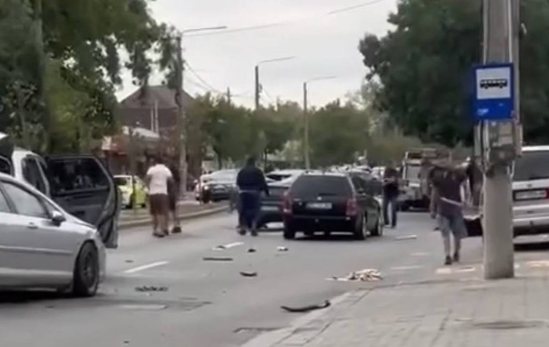 Bărbatul omorât pe stradă în Craiova era unchiul miresei. Mireasa, „vândută” pentru 50.000 de euro, voia să se despartă de partenerul abuziv