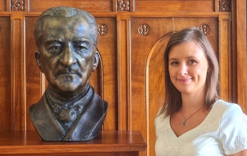 Bustul dictatorului antisemit Miklós Horthy, instalat în Parlamentul din Budapesta de un partid extremist