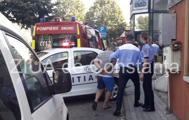 Scandal în trafic la Constanța. Unul dintre participanți a scos un pistol | VIDEO