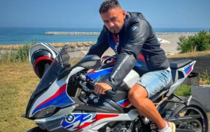 Motociclist, spulberat de un TIR în Cluj. Adrian era ofițer maritim și lucra pentru o mega-companie care opera flote de petroliere