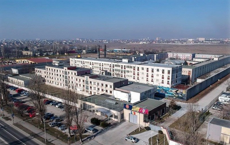 Ministerul Justiției a organizat un concurs medical cu o comisie formată din colegii unui contracandidat. Rezultatul?