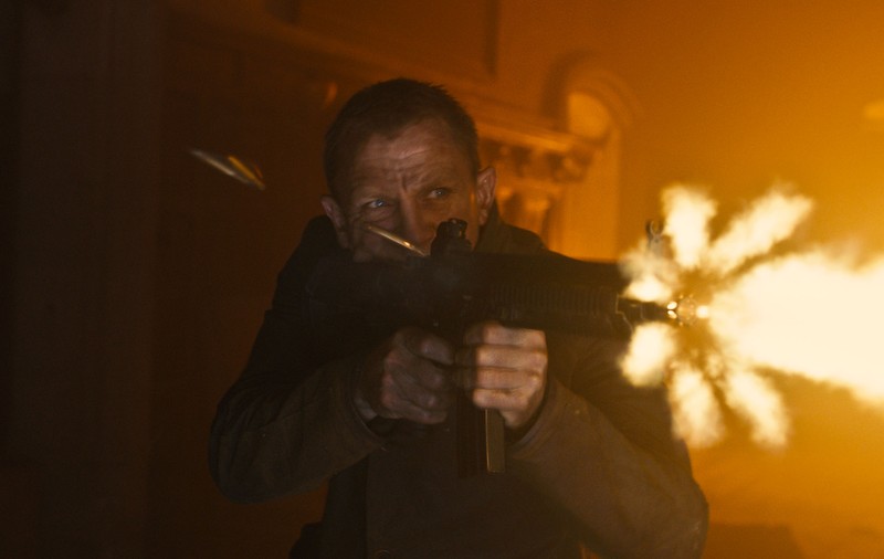 Cameră video ascunsă, descoperită în toaleta femeilor de la studiourile unde se filmează "James Bond"