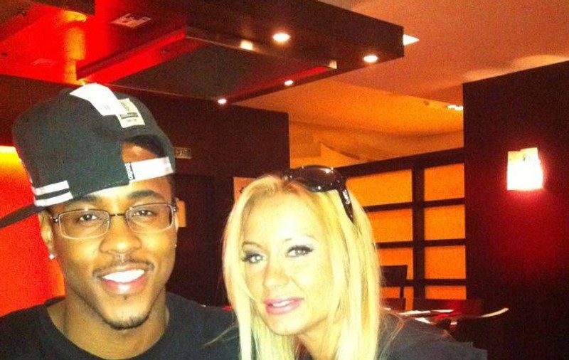 Simona Traşcă face furori! Uite ce reacţie a avut Jeremih atunci când a aflat de notorietatea blondei | FOTO