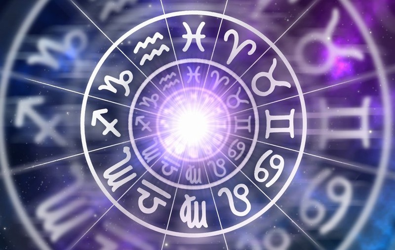 Horoscop duminică 17 februarie 2019. Berbecii au parte de momente speciale alături de cei dragi