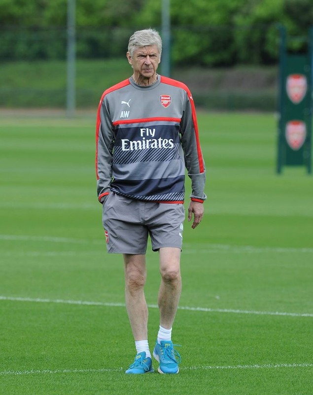 Christoph Daum l-a sunat pe Arsene Wenger să se intereseze de juniorul Vlad Dragomir de la Arsenal