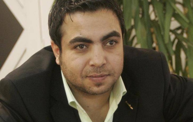 Manelistul Dan Bursuc recunoaște că mai calcă și strâmb: "Un singur păcat am, că îmi înșel soția"