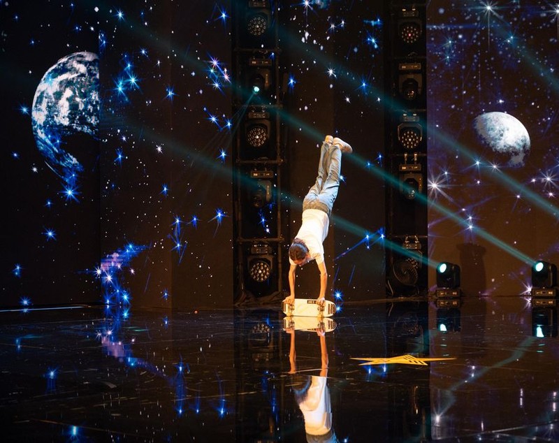 Daniel Popescu, moment spectaculos pe scena talentelor! Tânărul de 18 ani s-a autoproclamat cel mai bun skater. Reacția lui Mihai Bobonete