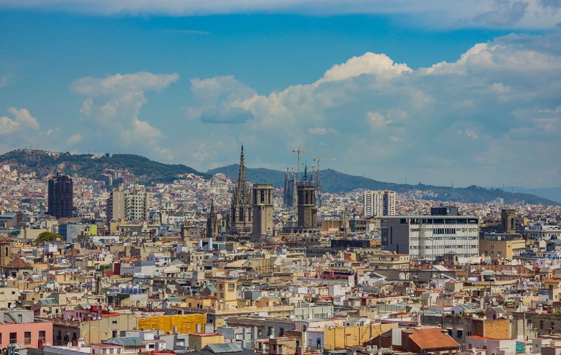 Motivul pentru care un cuplu nu a putut trăi în Barcelona mai mult de un an: „Nu am fost aroganți, dar nu credeam că va fi atât de greu”