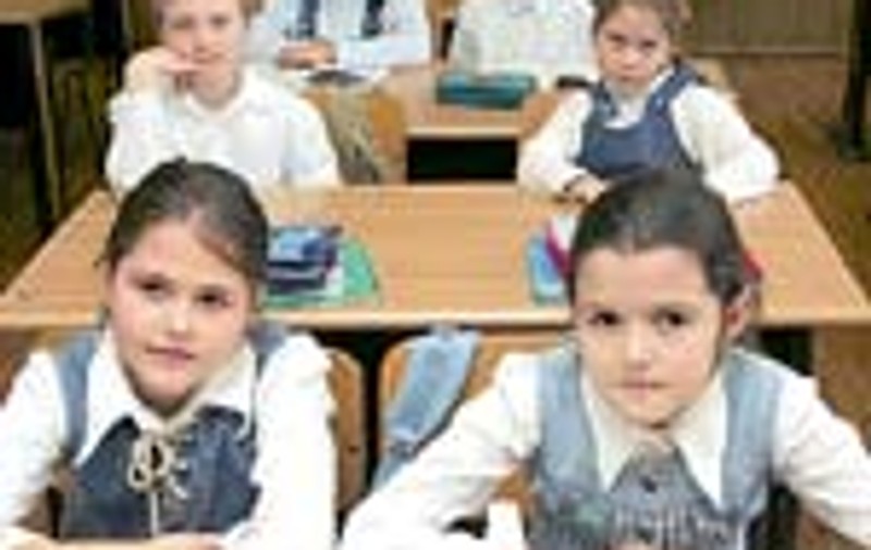 Elevii, nevoiti sa aiba semne distinctive