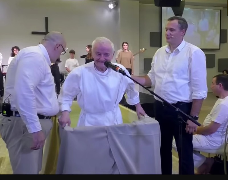 De ce nu a fost împărtășit Irinel Columbeanu înainte de Paște. Ce meniu va avea la azil: „Va petrece cu noi la masă”